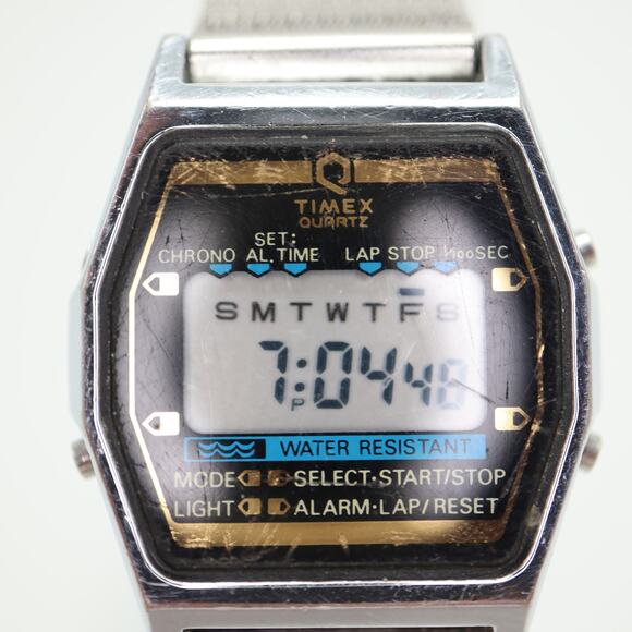 Vintage Timex Q Womens Digital Watch 26mm Stainless Steel Mesh with New Battery - Picture 6 of 15